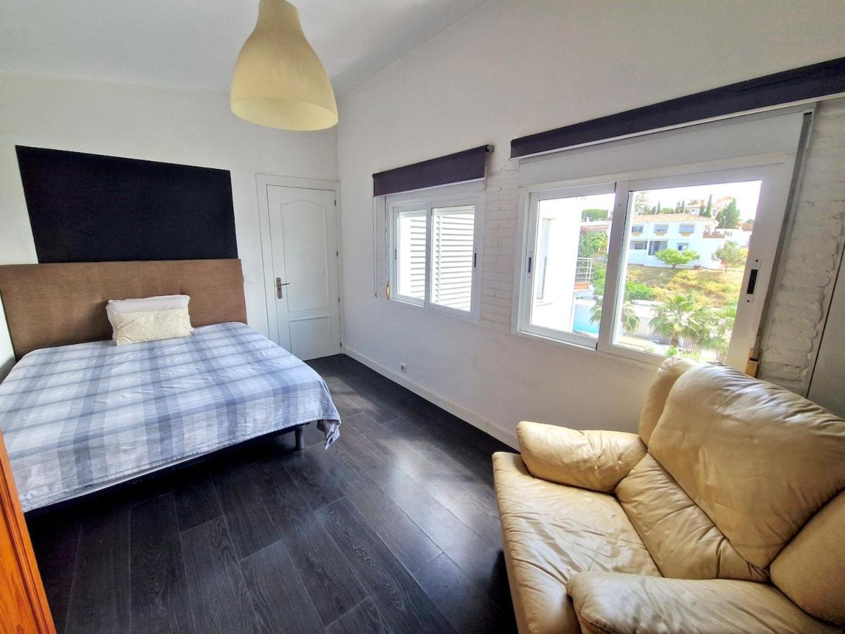 Sr Azalea 4bdr With Private Pool Villa *